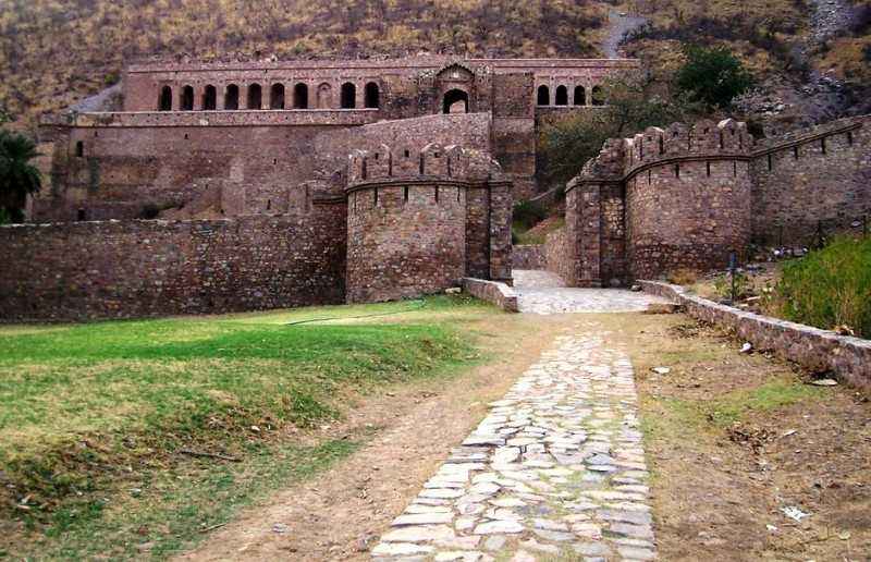 bhooton ka bhangarh